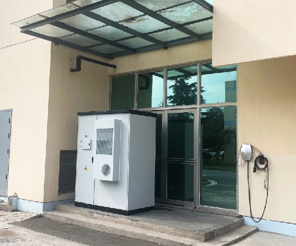 100 kwh battery for office building